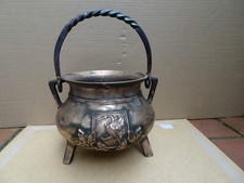 Alter Feuertopf/Dreibein