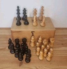 Holz Schachfiguren mit