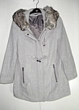 S009 Biba Stoffjacke mit Kapuze, abnehmbarer Kunstfellkragen, Fischgräte, Gr. 46