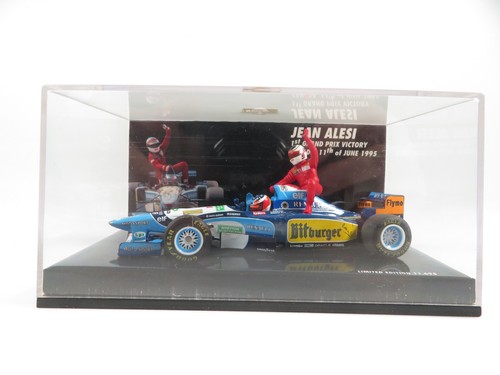 Minichamps 431952701 - 1:43,