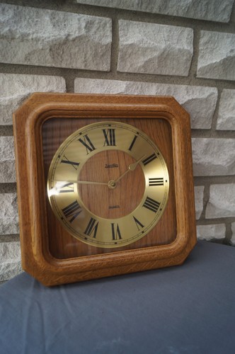 Sehr gepflegte wanduhr von - ,