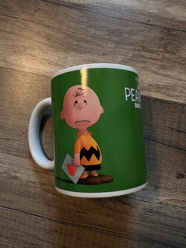 The peanuts tasse - tasse,