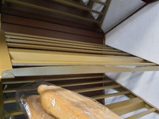 Bäckerei Brotregal Mit Schrank