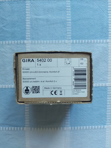 Gira uni led - gira, dimmer