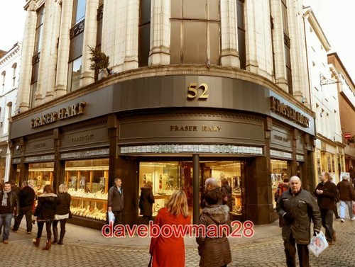 Foto fraser hart - fraser,
