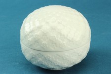 Meissen Deckeldose Blütenrelief Entwurf Ludwig Zepner 52087 weiß rund