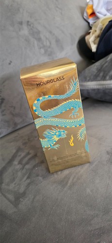 Hourglass complexion - hourglass,