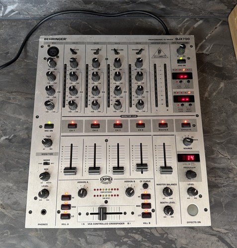 Behringer djx700 professional - behringer,