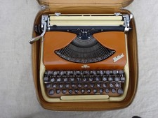 Schreibmaschine Kofferschreibmaschine Groma Kolibri ( 2 )