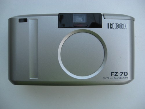 Ricoh kompakter - fz,
