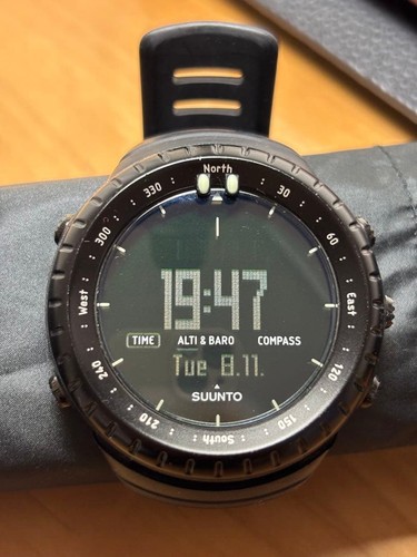 Suunto core black digitaluhr - core,