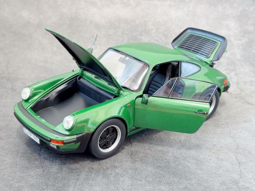Norev porsche 911 turbo - 1/18,
