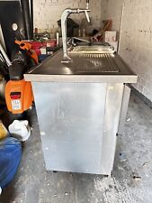 Gastronomie Theke mit integrierter Zapfanlage und Durchlaufkühler