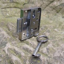 altes Aufsatzschloss Dornmaß 25mm Schrankschloss 44x59mm Möbelschloss