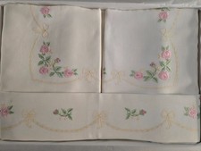 Bellora handbesticktes Bettwäsche aus reinem Leinen Stickerei Vollstich