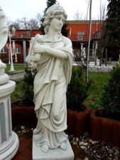 Gartenfigur, Steinguss "Frau