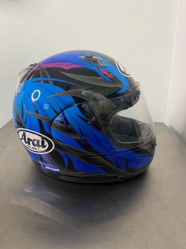 Casco arai numata quantum - quantum,