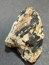 Seidozerit (Sanidin, Aegerin), UDSSR, Mineralien N°764/B36 (UV)