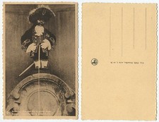 33690 - Bruxelles -Manneken-Pis en grande tenue - alte Ansichtskarte