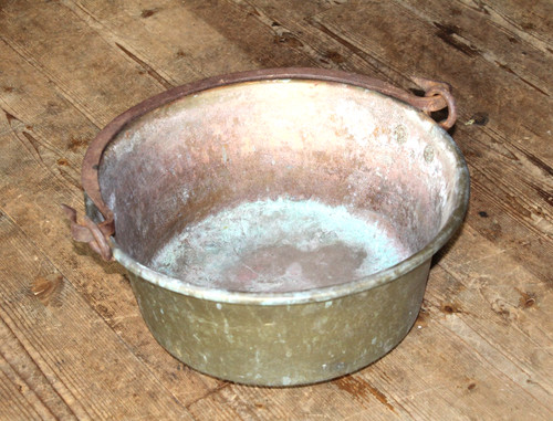 Großer antiker feuertopf - großer,