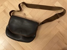 Tasche Schwarz Unisex Lkw-Plane Upcycling Cyclus Reconexion Autogurt Träger