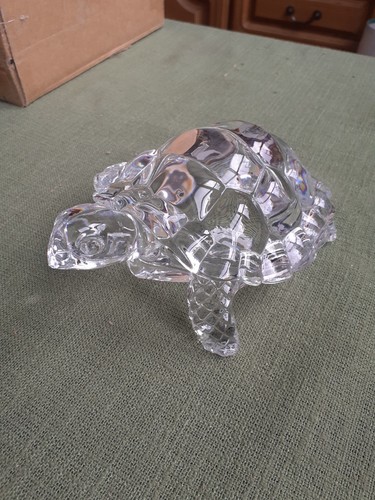 Schildkröte aus bleikristall - aus,