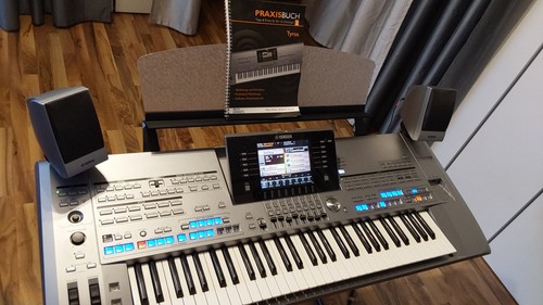 Yamaha tyros tasten - 5, 61-tasten