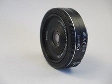 📸  Canon EF-S 24 mm F2.8