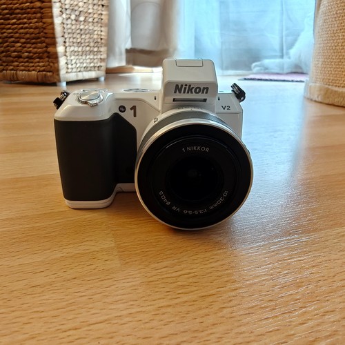 Nikon weiß - 1, v2