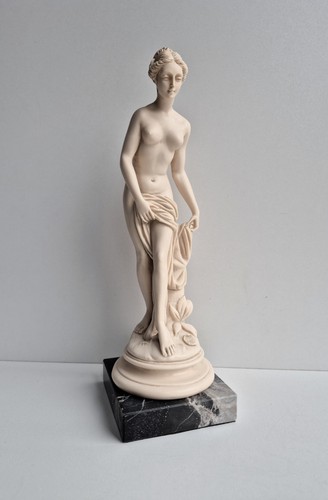 Sehr schöne alabaster akt - sehr,