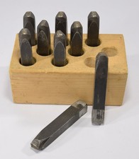 alte oder antike SCHLAGZAHLEN 10mm Ziffern Zahlen Nummern 0-9 Stempelset