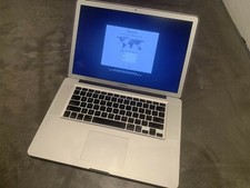 Apple MacBook PRO 15 15,4"