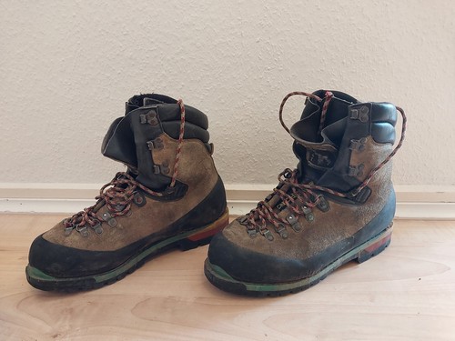 Sportiva nepal - la,