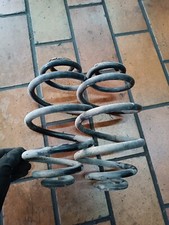 VW Passat 3B 3BG Fahrwerksfedern Federn hinten rechts links Set Braun/Grün 