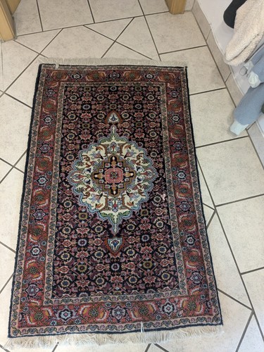 Orientalischer teppich mit - orientalischer,