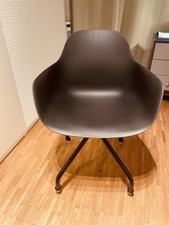 Bora Stuhl mit Rollen Designerstuhl