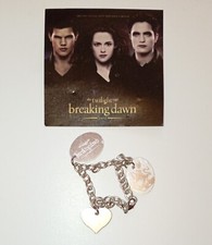 THE TWILIGHT SAGA BREAKING