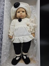 1993 Götz Collectible Doll