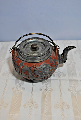Schöne chinesische teekanne - schöne,