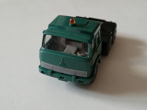 Lot 320 eine - 320,