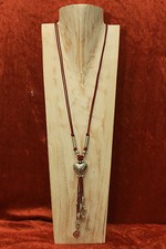 LR Joyce Herzkette Hearts in