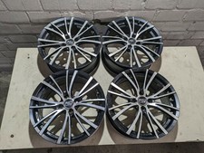 Satz Alufelgen Renault