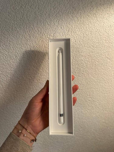 Apple pencil - apple,