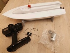 Graupner RCv Boot weiß