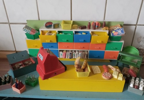 Antiker ddr kaufmannsladen mit - antiker,