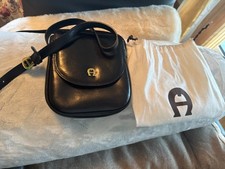 Etienne Aigner Tasche schwarz