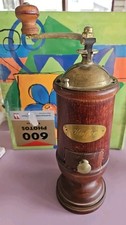 Antike Kaffeemühle