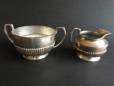 Zuckerdose + Milchkännchen