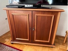 Massiver TV-Schrank Phono-Schrank auf Rollen Nußbaumfurnier