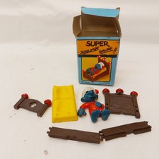 mes-94217	Schleich 4,0240 Super Schlumpf im Bett mit Gebrauchsspuren,